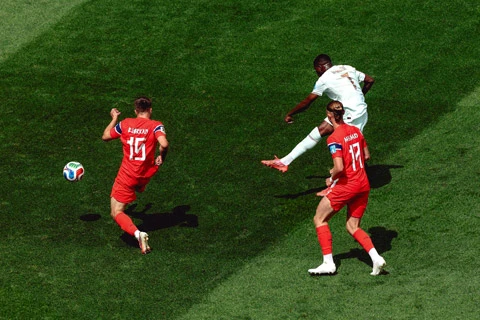 Ousmane Dembele ghi danh vào lịch sử World Cup