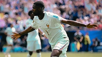 Ousmane Dembele ghi danh vào lịch sử World Cup