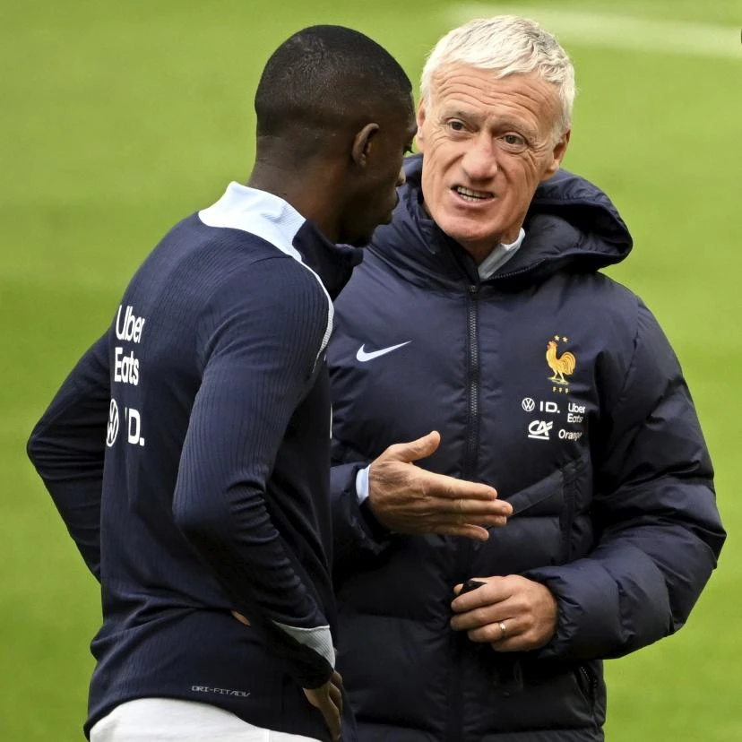 Ousmane Dembele: “Lionel Messi lại vô địch World Cup thôi” Ousmane Dembele: “Lionel Messi lại vô địch World Cup thôi”