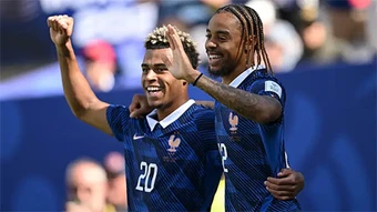 Pháp vs Thụy Điển: Barcola hay Doue, Deschamps chọn ai?