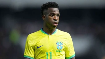 Real Madrid thắp hương cầu Vinicius chơi thật tệ