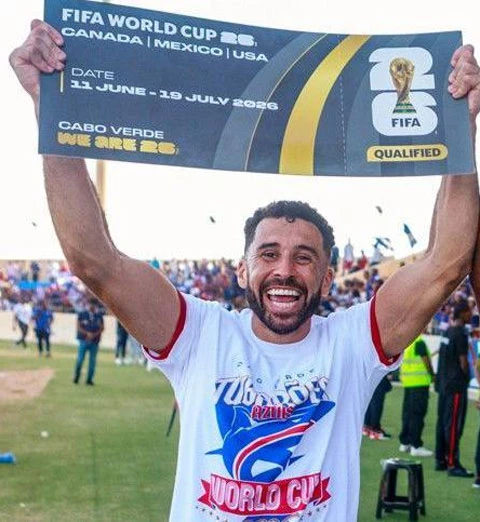 Roberto 'Pico' Lopes: Người hùng siêu dị của Cape Verde Roberto 'Pico' Lopes: Người hùng siêu dị của Cape Verde