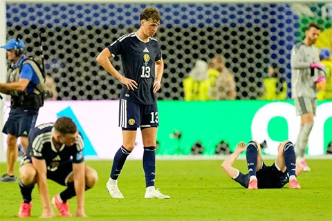Scotland chia tay World Cup sau 2 ngày chờ đợi Scotland chia tay World Cup sau 2 ngày chờ đợi