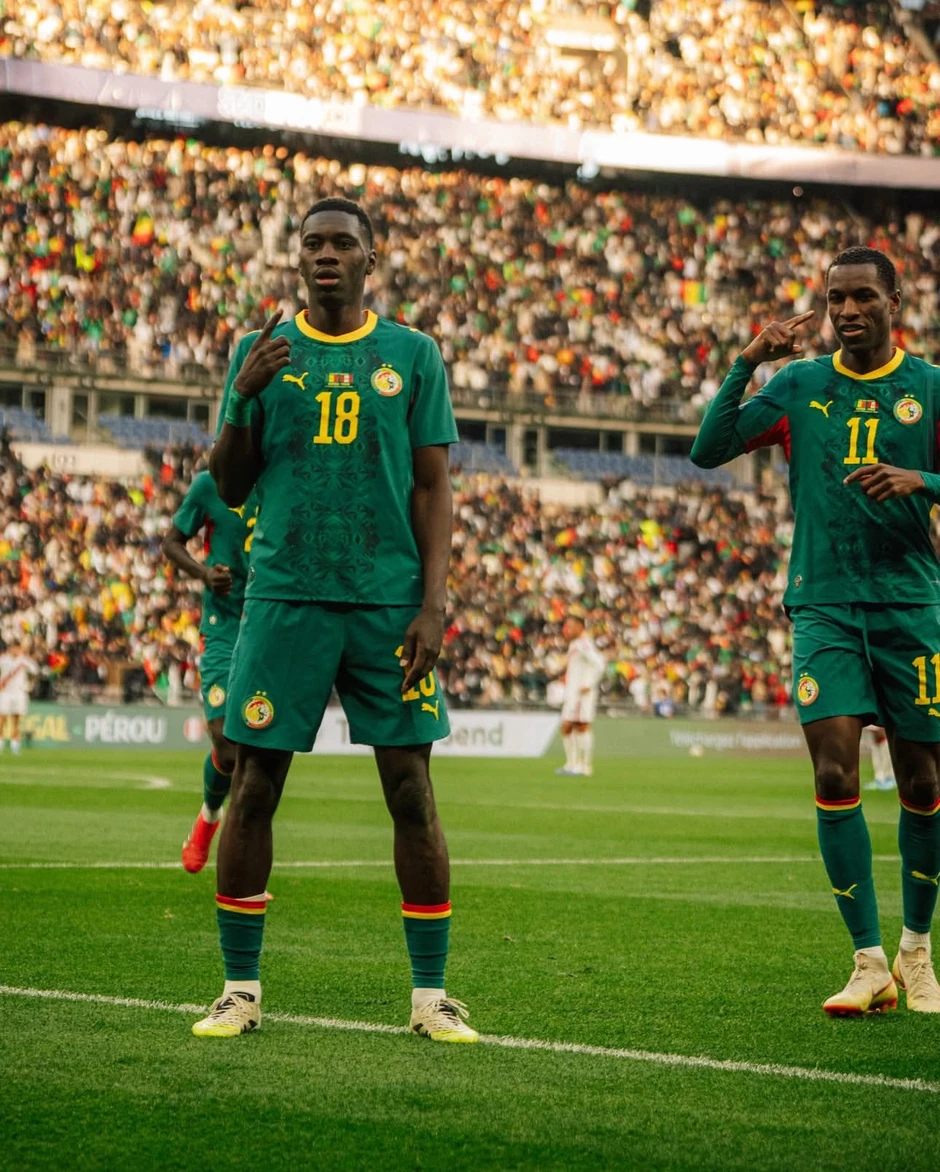 Senegal ngang nhiên diễu hành Cúp châu Phi dù bị tước chức vô địch Senegal ngang nhiên diễu hành Cúp châu Phi dù bị tước chức vô địch