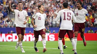 Tây Ban Nha trở thành 'cơn ác mộng' của Mbappe và đồng đội