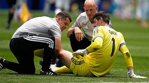 Thibaut Courtois chia tay World Cup trong nước mắt cay đắng Thibaut Courtois chia tay World Cup trong nước mắt cay đắng