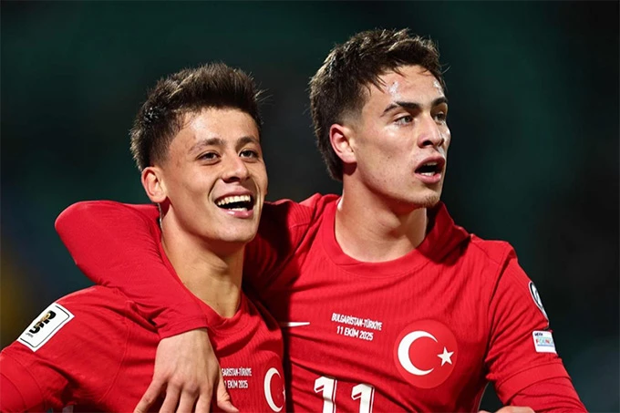 Thổ Nhĩ Kỳ chốt quân số dự World Cup với thế hệ vàng Thổ Nhĩ Kỳ chốt quân số dự World Cup với thế hệ vàng