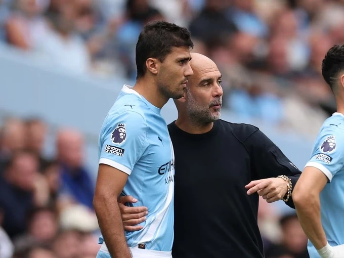 Thủ quân ĐT Tây Ban Nha: 'Pep có ảnh hưởng lớn, nhưng Simeone mới là người tạo ra tôi' Thủ quân ĐT Tây Ban Nha: 'Pep có ảnh hưởng lớn, nhưng Simeone mới là người tạo ra tôi'