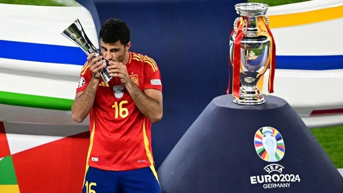 Thủ quân ĐT Tây Ban Nha: 'Pep có ảnh hưởng lớn, nhưng Simeone mới là người tạo ra tôi' Thủ quân ĐT Tây Ban Nha: 'Pep có ảnh hưởng lớn, nhưng Simeone mới là người tạo ra tôi'