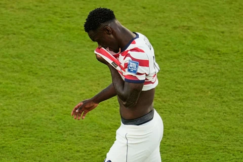 Tin giờ chót 2/7: MU đàm phán chiêu mộ ngôi sao của Senegal Tin giờ chót 2/7: MU đàm phán chiêu mộ ngôi sao của Senegal