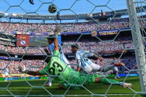Toni Kroos đã đúng! Cám ơn Tây Ban Nha, bóng đá đã thực sự 'trở về nhà' Toni Kroos đã đúng! Cám ơn Tây Ban Nha, bóng đá đã thực sự 'trở về nhà'