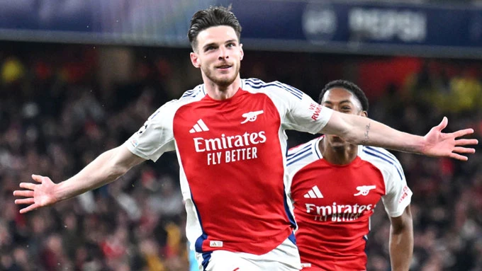 Top 5 ngôi sao bị 'bào mòn' tàn nhẫn: Arsenal đóng góp 2 cái tên Top 5 ngôi sao bị 'bào mòn' tàn nhẫn: Arsenal đóng góp 2 cái tên