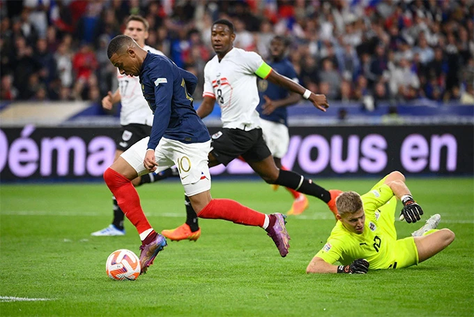 Top 5 ứng viên Vua phá lưới World Cup 2026: Mbappe, Kane và những ai? Top 5 ứng viên Vua phá lưới World Cup 2026: Mbappe, Kane và những ai?