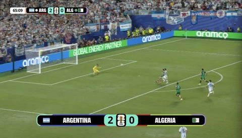 Trực tiếp Argentina 3-0 Algeria: Messi cân bằng kỷ lục của Klose Trực tiếp Argentina 3-0 Algeria: Messi cân bằng kỷ lục của Klose