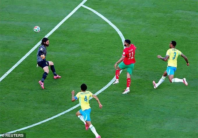 Trực tiếp Brazil 1-1 Morocco: Vivnicius dội bom san bằng cách biệt Trực tiếp Brazil 1-1 Morocco: Vivnicius dội bom san bằng cách biệt