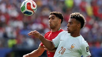 Trực tiếp Pháp 2-0 Morocco: Les Blues nhường thế trận