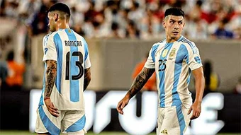Trực tiếp Tây Ban Nha 0-0 Argentina: Albiceleste mất nguyên cặp trung vệ vì chấn thương