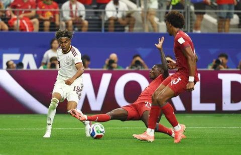 Tường thuật Bồ Đào Nha 0-1 Tây Ban Nha Tường thuật Bồ Đào Nha 0-1 Tây Ban Nha