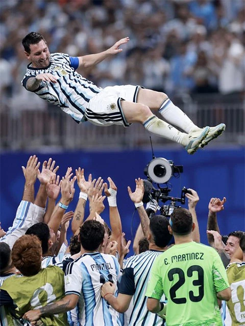 Tuyệt đối điện ảnh của Messi và ĐT Argentina! Tuyệt đối điện ảnh của Messi và ĐT Argentina!