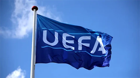 UEFA nổi giận, đối đầu FIFA vì 'Balogun Gate' UEFA nổi giận, đối đầu FIFA vì 'Balogun Gate'
