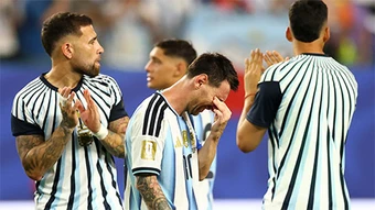Vì sao Argentina luôn thích tự làm khó mình?