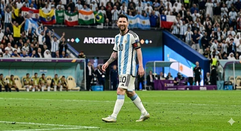 Vì sao Lionel Messi đi bộ vẫn tạo ra khác biệt? Vì sao Lionel Messi đi bộ vẫn tạo ra khác biệt?