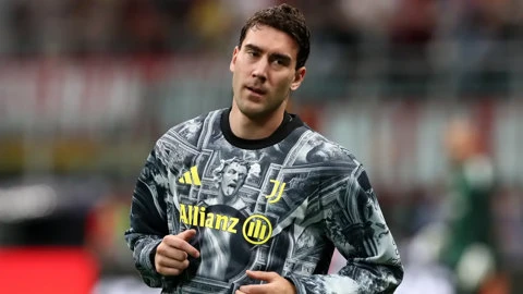 Vlahovic chọn Besiktas: Vì tiền hay vì hết lựa chọn? Vlahovic chọn Besiktas: Vì tiền hay vì hết lựa chọn?