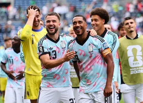 Youri Tielemans xứng đáng là đầu tàu của tuyển Bỉ Youri Tielemans xứng đáng là đầu tàu của tuyển Bỉ