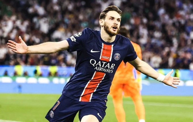 ‘Quái vật’ Khvicha Kvaratskhelia sẽ định đoạt trận chung kết Champions League? ‘Quái vật’ Khvicha Kvaratskhelia sẽ định đoạt trận chung kết Champions League?