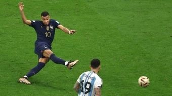 5 cuộc rượt đuổi tỷ số sánh ngang trận PSG - Bayern