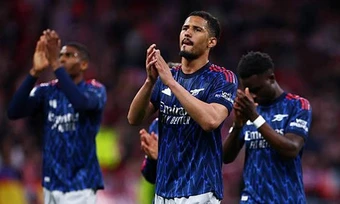 Arsenal đang chiến đấu chống lại sự kiệt quệ của chính mình