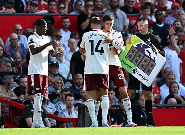 Arsenal đối diện bài toán cân não giữa Havertz và Gyokeres
