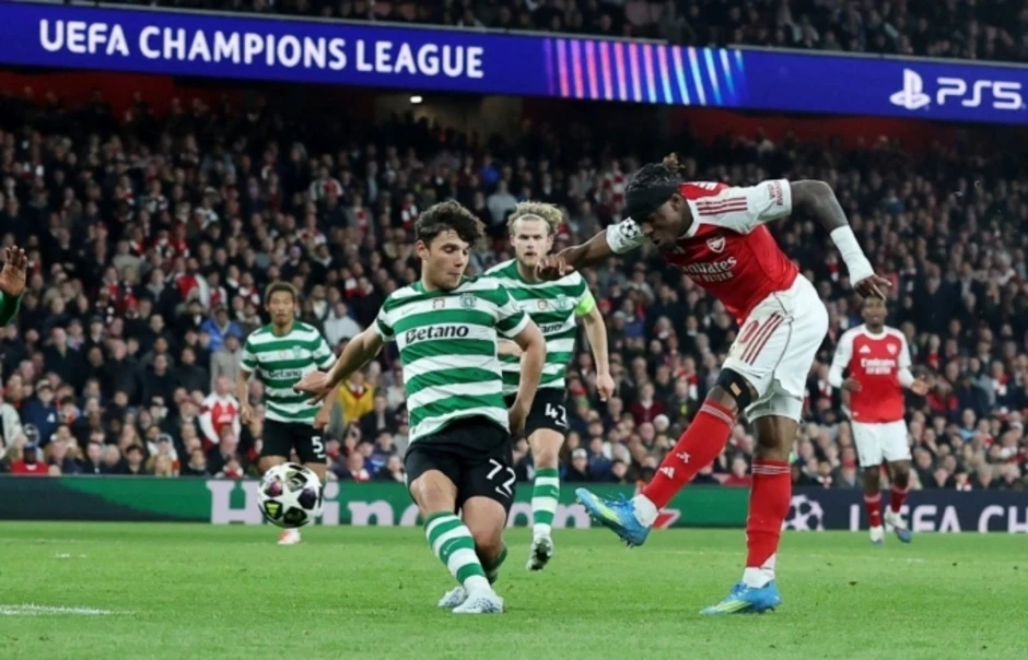 Arsenal mùa thứ hai liên tiếp vào bán kết Champions League