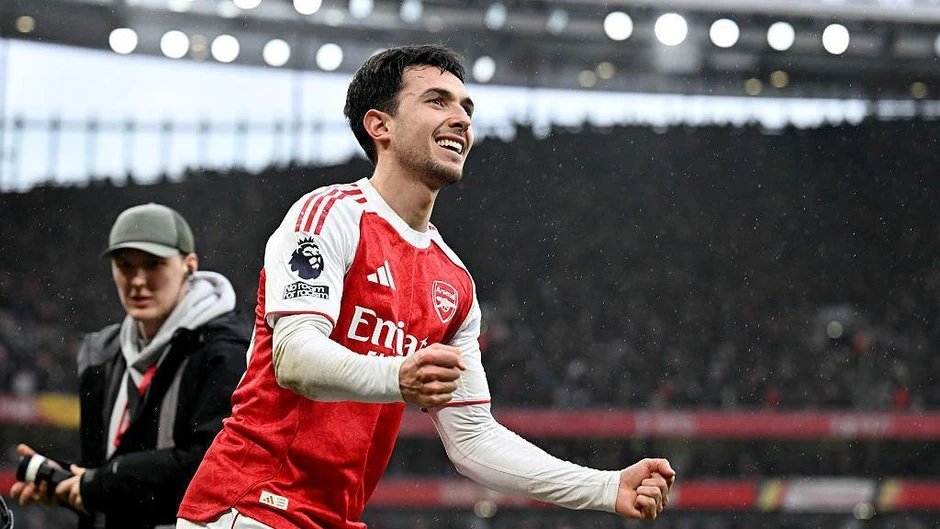 Arsenal sẽ không cho Saka và Zubimendi thi đấu trận gặp Sporting Arsenal sẽ không cho Saka và Zubimendi thi đấu trận gặp Sporting