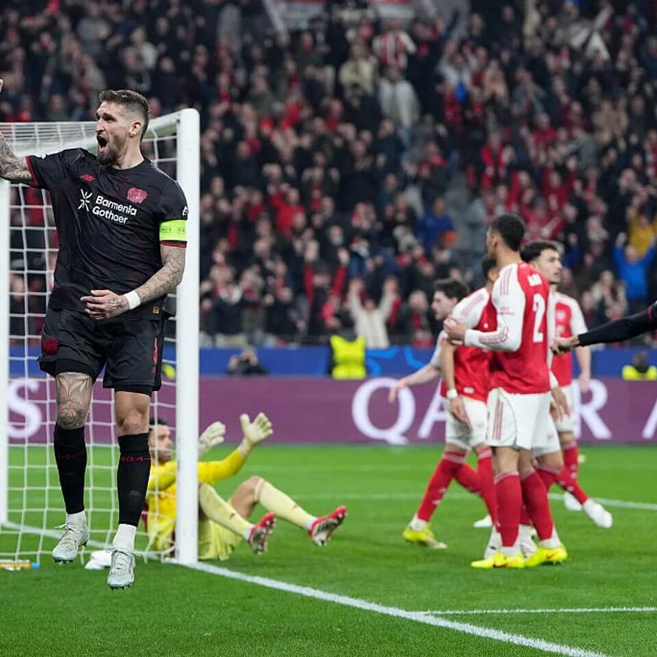Arsenal suýt chết vì... Mộ Dung Phục Arsenal suýt chết vì... Mộ Dung Phục