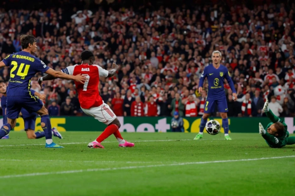 Arsenal vào chung kết Champions League sau 20 năm Arsenal vào chung kết Champions League sau 20 năm