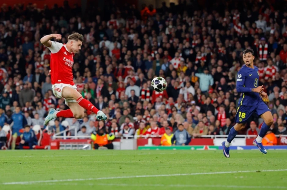 Arsenal vào chung kết Champions League sau 20 năm Arsenal vào chung kết Champions League sau 20 năm