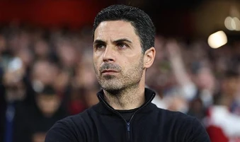 Arteta giải thích lý do thay Gyokeres sớm