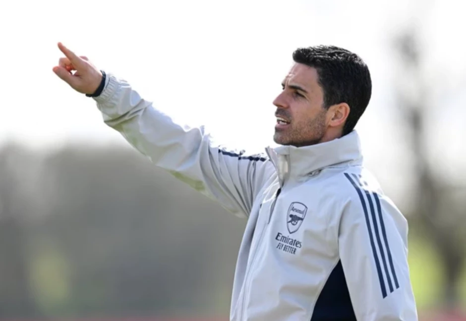 Arteta: 'Tôi đang bùng cháy vì cơ hội lịch sử của Arsenal' Arteta: 'Tôi đang bùng cháy vì cơ hội lịch sử của Arsenal'