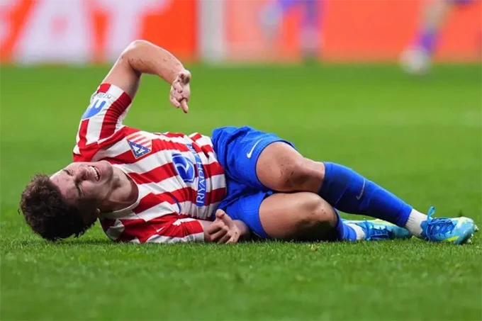 Atletico Madrid gặp tổn thất lớn sau trận hòa Arsenal Atletico Madrid gặp tổn thất lớn sau trận hòa Arsenal