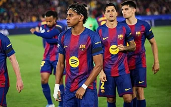 Barca đòi UEFA điều tra trọng tài sau trận thua Atletico
