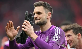 Bayern mất cả 4 thủ môn ở Champions League