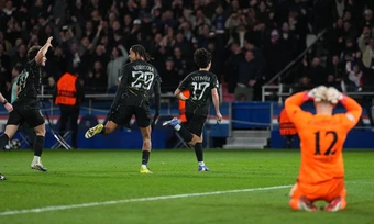 Carragher chỉ ra 'tử huyệt' của Chelsea