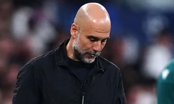 Carragher nghi ngờ di sản của Guardiola ở Man City