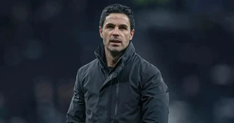 Chấp nhận cửa dưới, Arteta tự tin soán ngôi của PSG