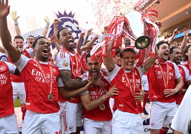 Cơ hội vàng để Odegaard khắc tên vào ngôi đền huyền thoại Arsenal