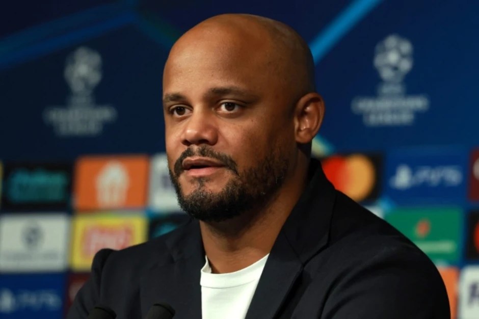 Cựu CEO Bayern: 'PSG thời Messi, Neymar, Mbappe không thống nhất như hiện tại'