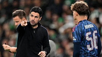 Đã đến lúc Arteta dùng sự ngây thơ của Dowman cứu Arsenal