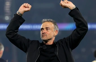 Enrique gọi Arsenal là đội phòng ngự hay nhất châu Âu