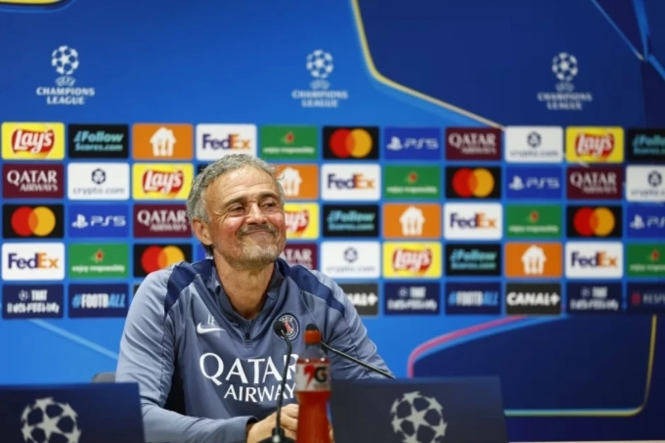 Enrique: 'Không đội nào mạnh hơn PSG'